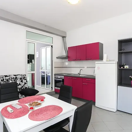 Saulan Apartment